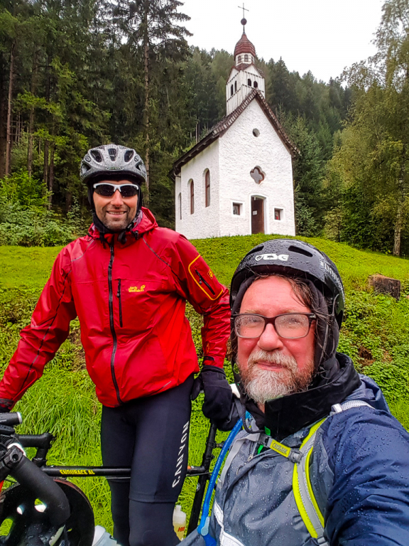 Kleine Kapelle unterwegs.