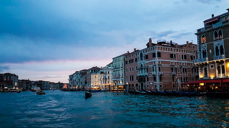 Canale Grande bei Nacht